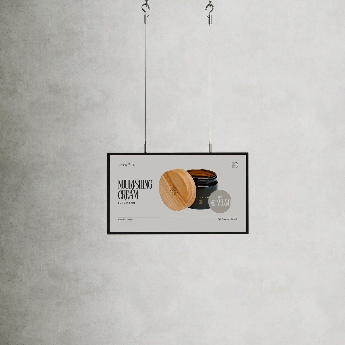 32-inch high-brightness scherm met 3000 nits lichtopbrengst en automatische helderheidsaanpassing, geschikt voor dynamische contentweergave.