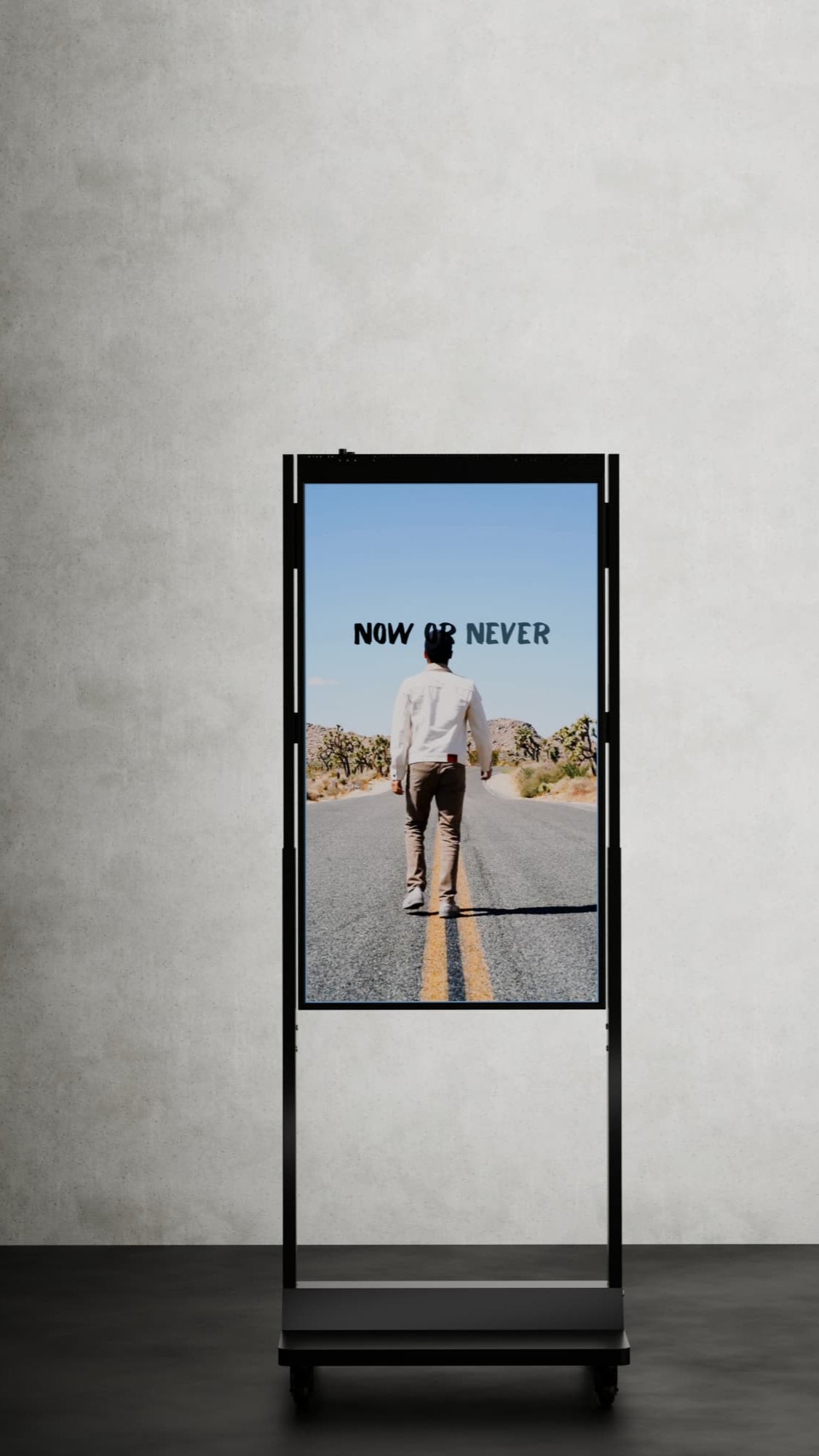 43 inch HB Narrowcasting Systeem op wielen - staand - 3000 Nits