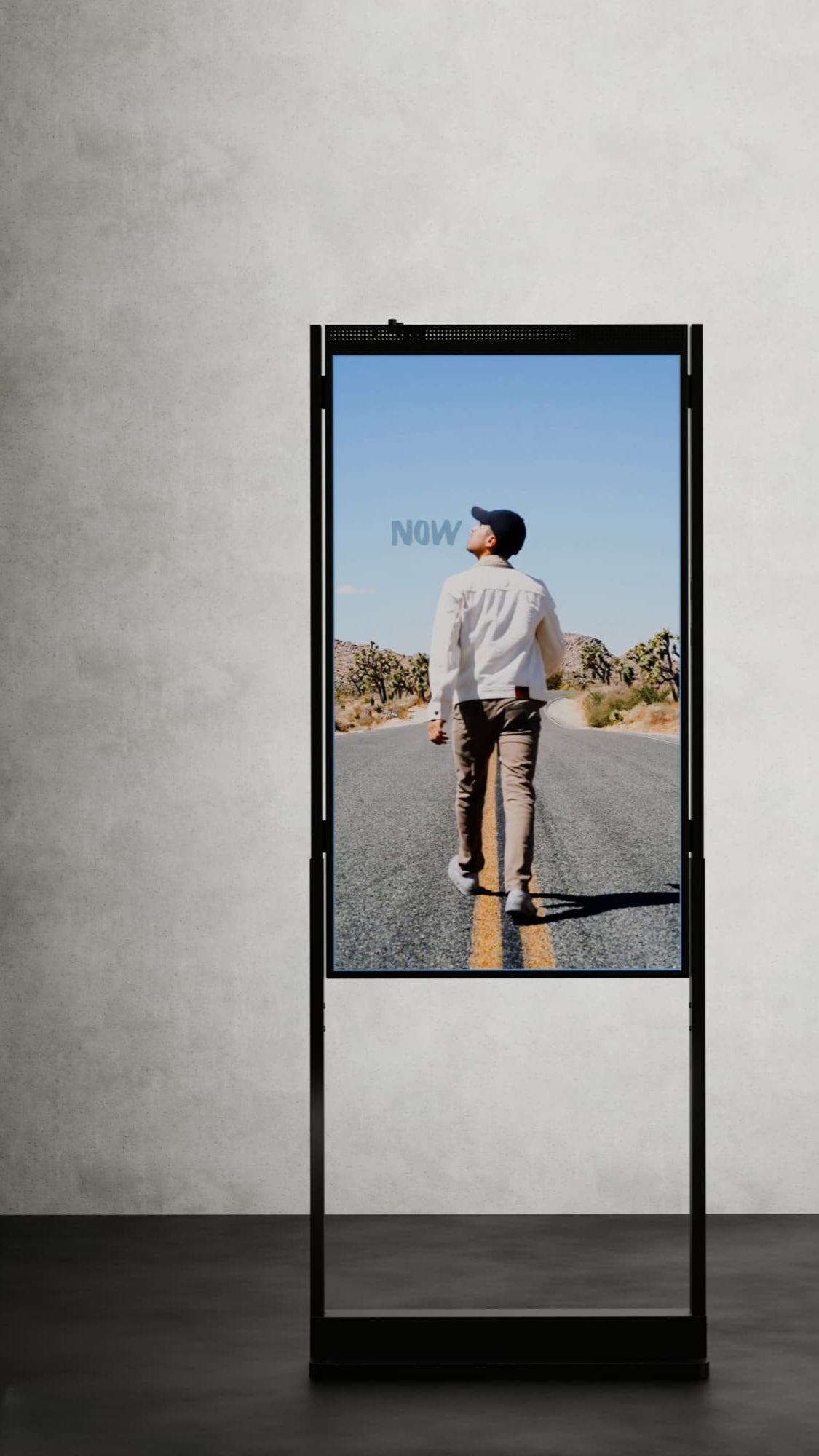 49 inch High Brightness LCD Narrowcasting Display op baseplate - staand - portret oriëntatie - 3000 Nits