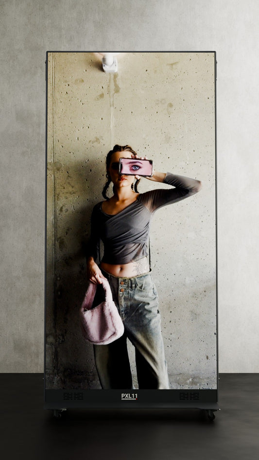 Mobiele Opvouwbare LED Video Poster – Breed LED Scherm – 700–1000 Nits High Brightness