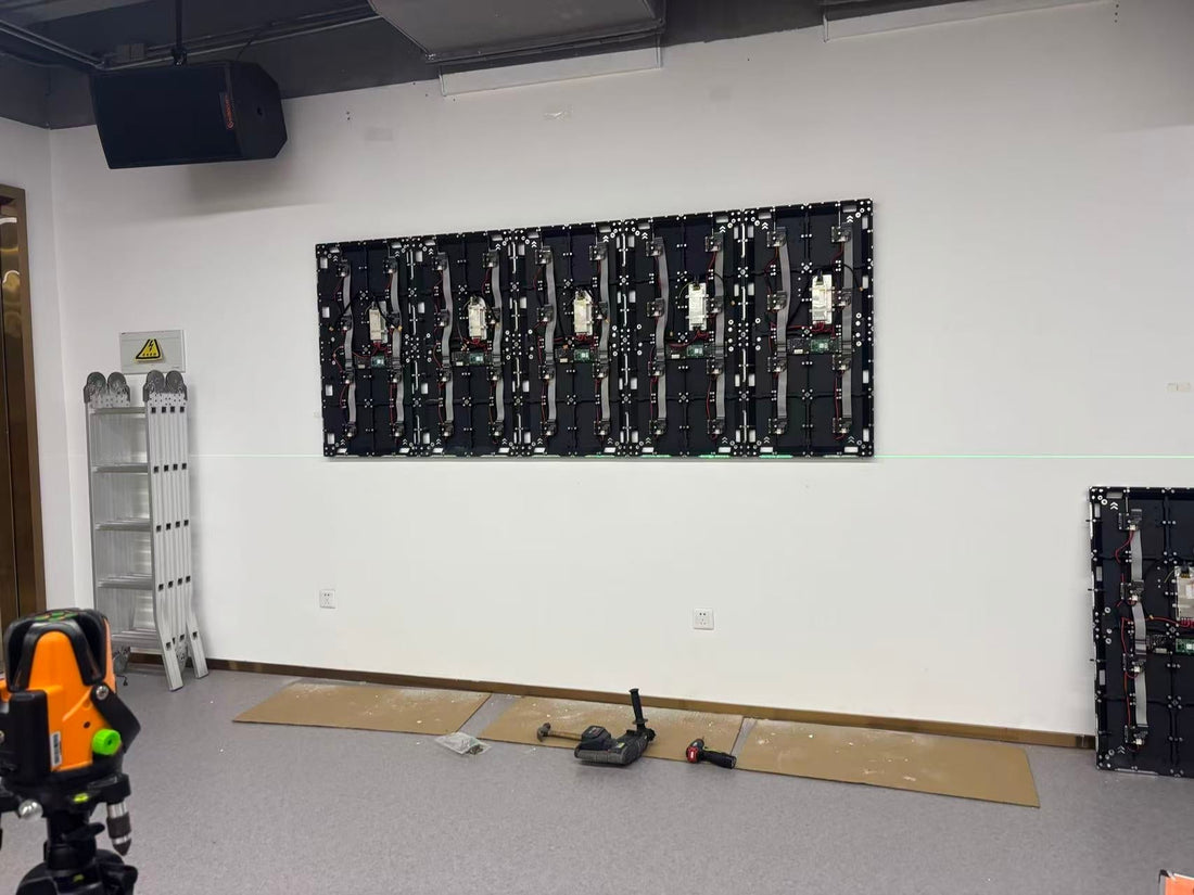 Van planning tot beeld: Hoe werkt de installatie van een grote ledwall?